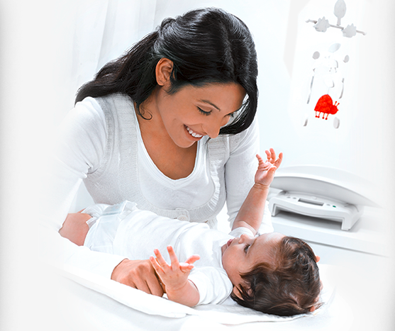 Seca 354 Baby Scale in use