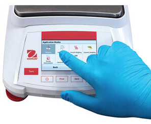 Ohaus Adventurer Precision touch screen